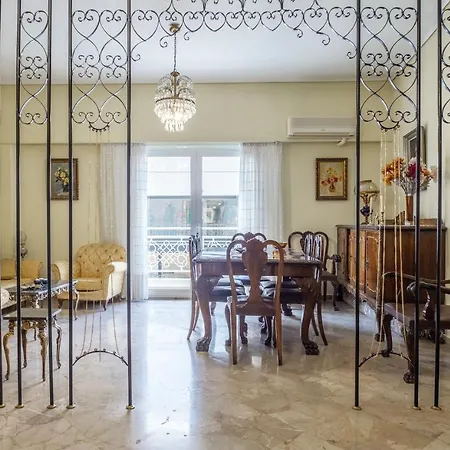 Vintage Maisonette Center Appartamento